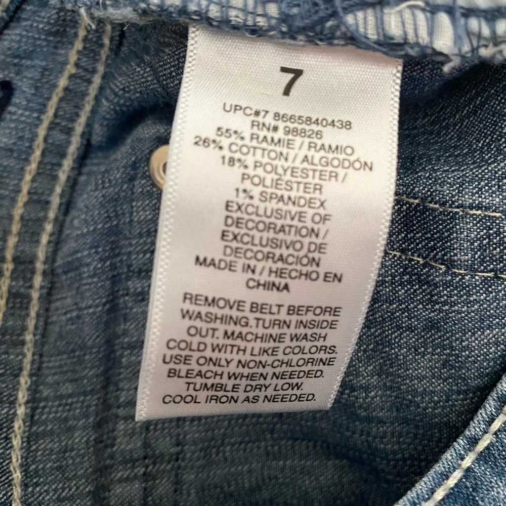 Gasoline Brand boot cut blue jeans, stretch material, Sz. 7. Like New. - Picture 8 of 8